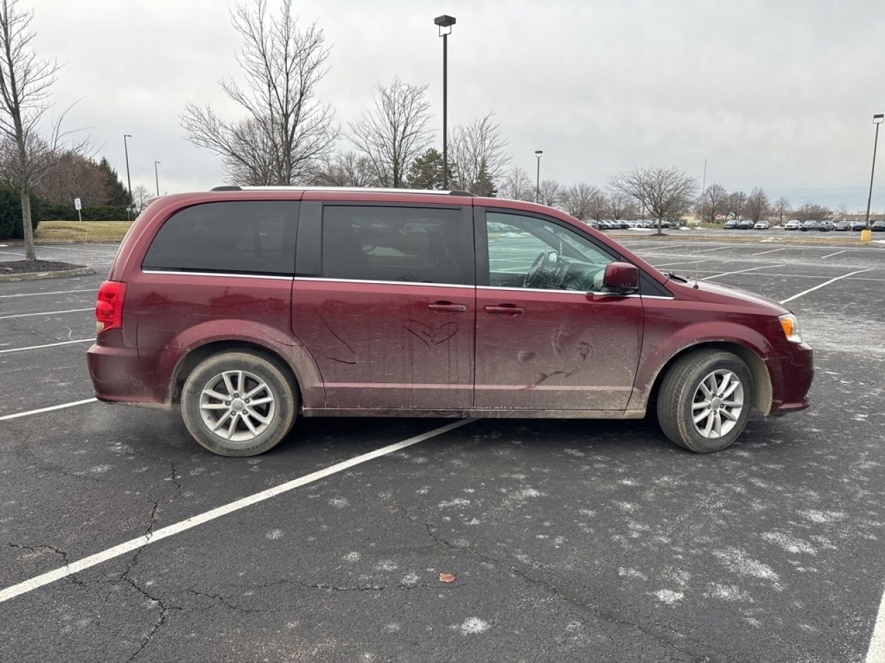 Used 2019 Dodge Grand Caravan SXT image 9