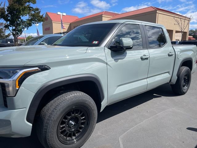 Used 2024 Toyota Tundra SR5 w/ Advanced Technology Package AWD/4WD image 11