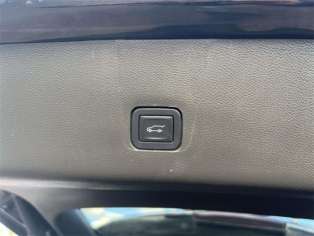 Certified 2023 Chevrolet Traverse LT image 11