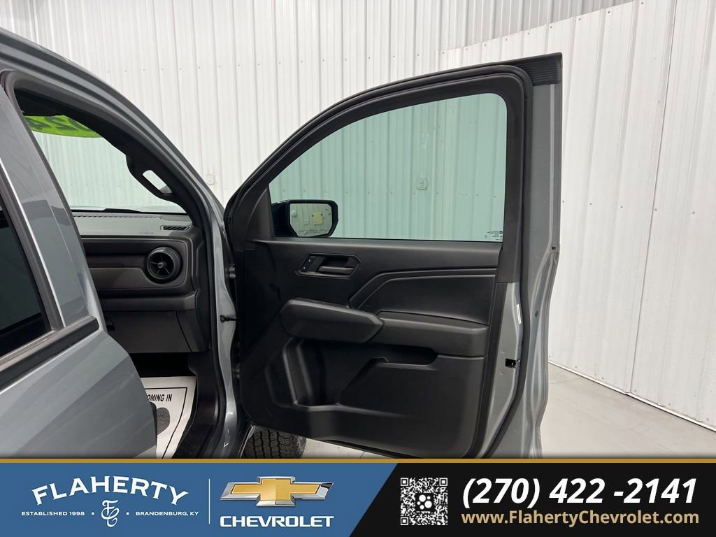 Used 2024 Chevrolet Colorado Trail Boss w/ Technology Package image 14