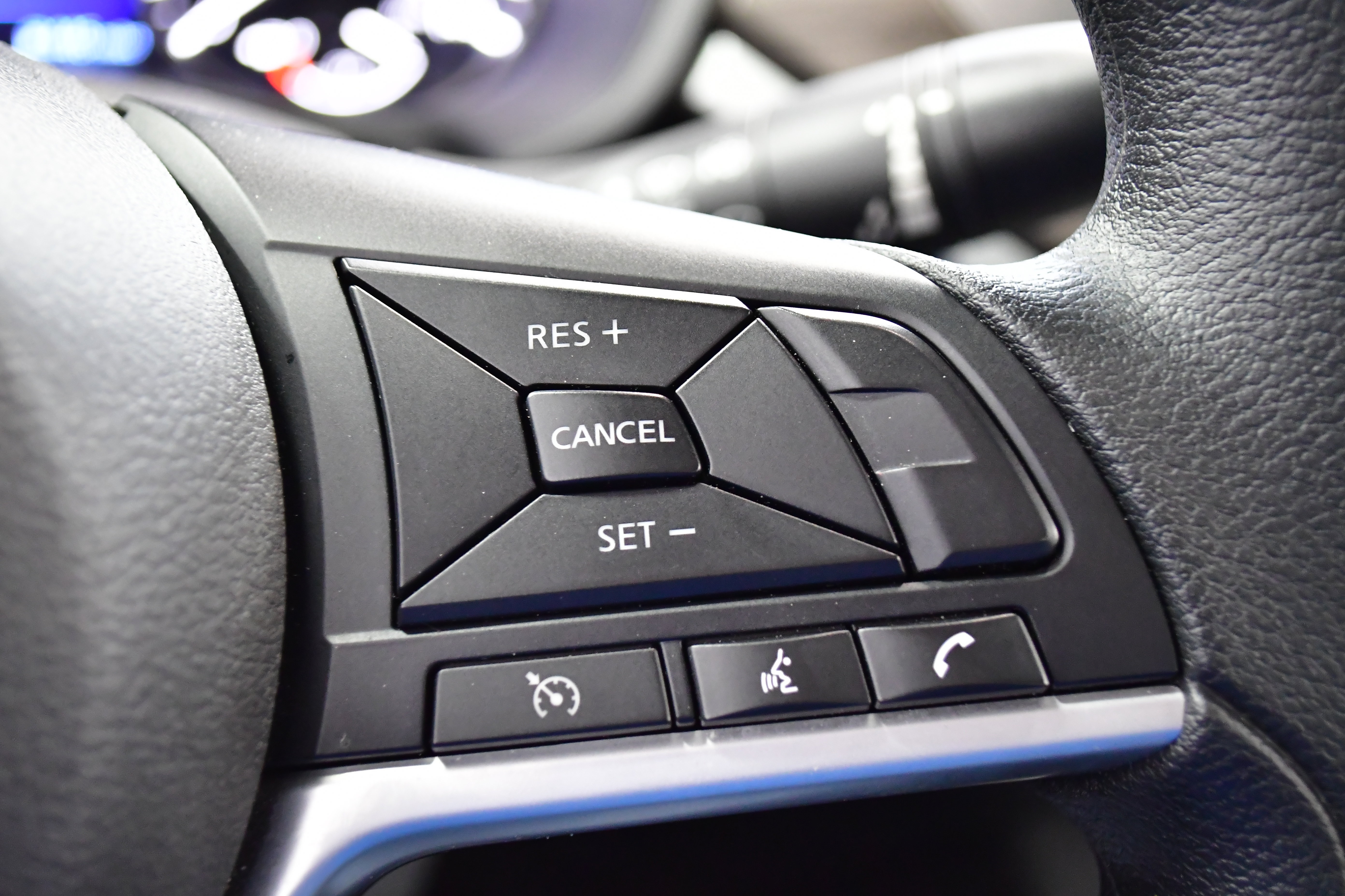 Used 2025 Nissan Altima 2.5 SV FWD image 22