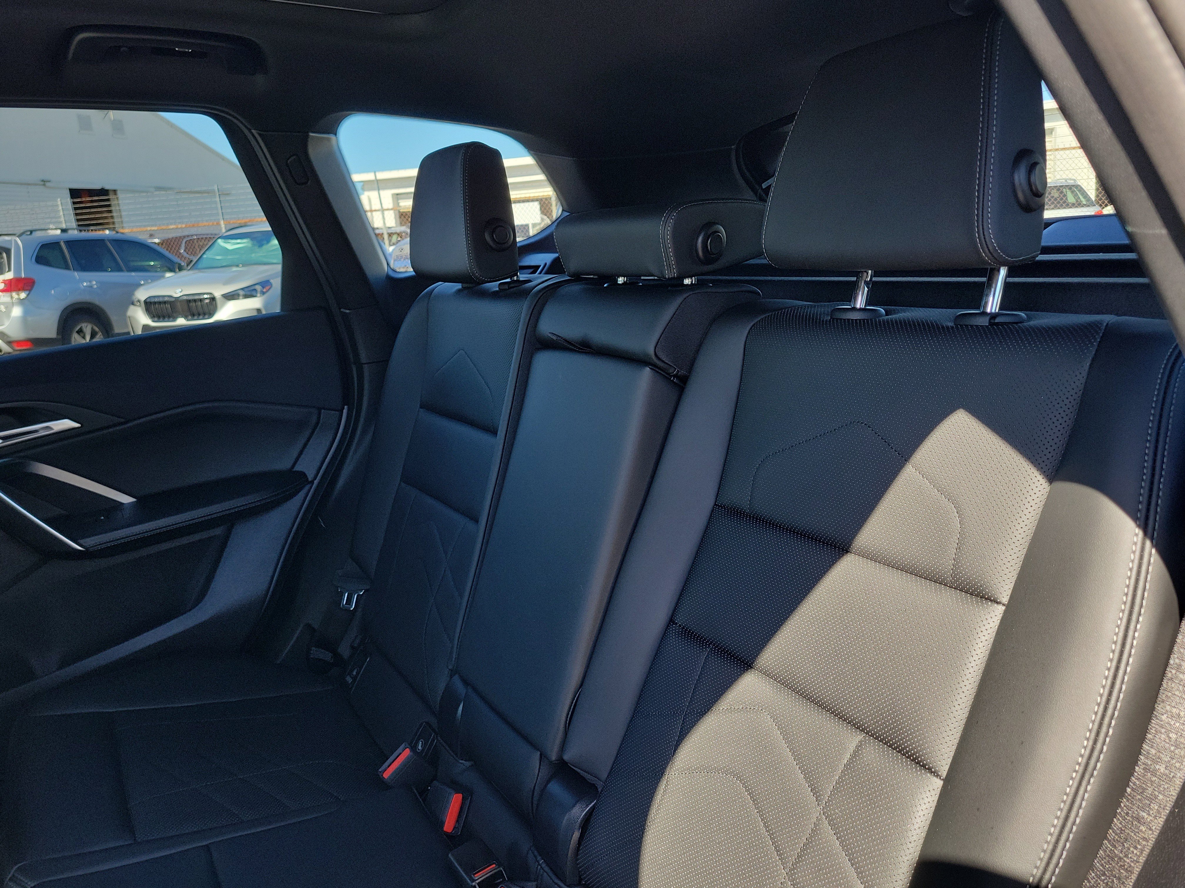 Used 2026 BMW X1 xDrive28i w/ Technology Package image 11