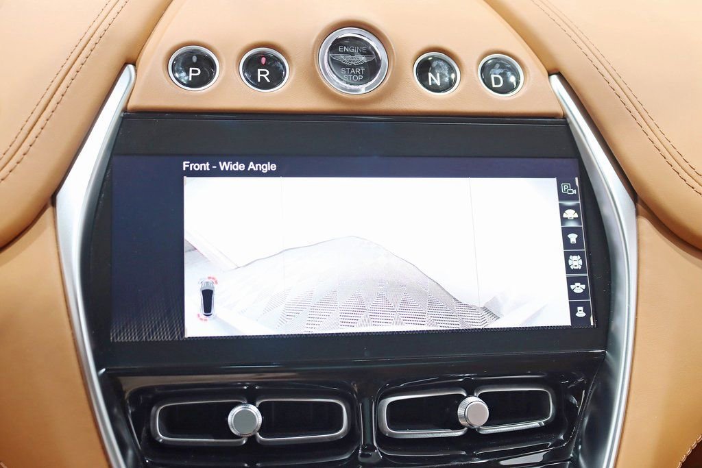 Used 2023 Aston Martin DBX image 22