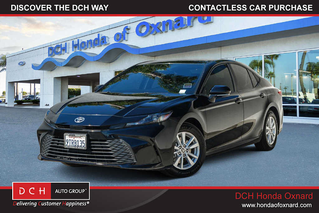 Used 2025 Toyota Camry LE FWD image 1