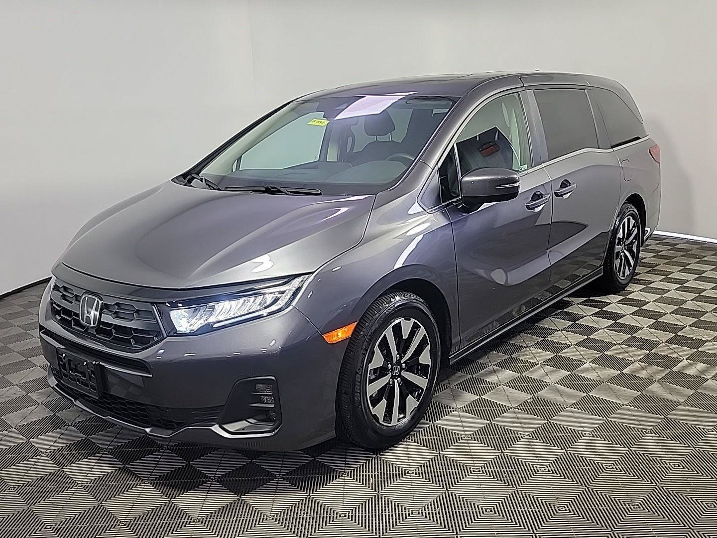 Certified 2025 Honda Odyssey EX-L image 12