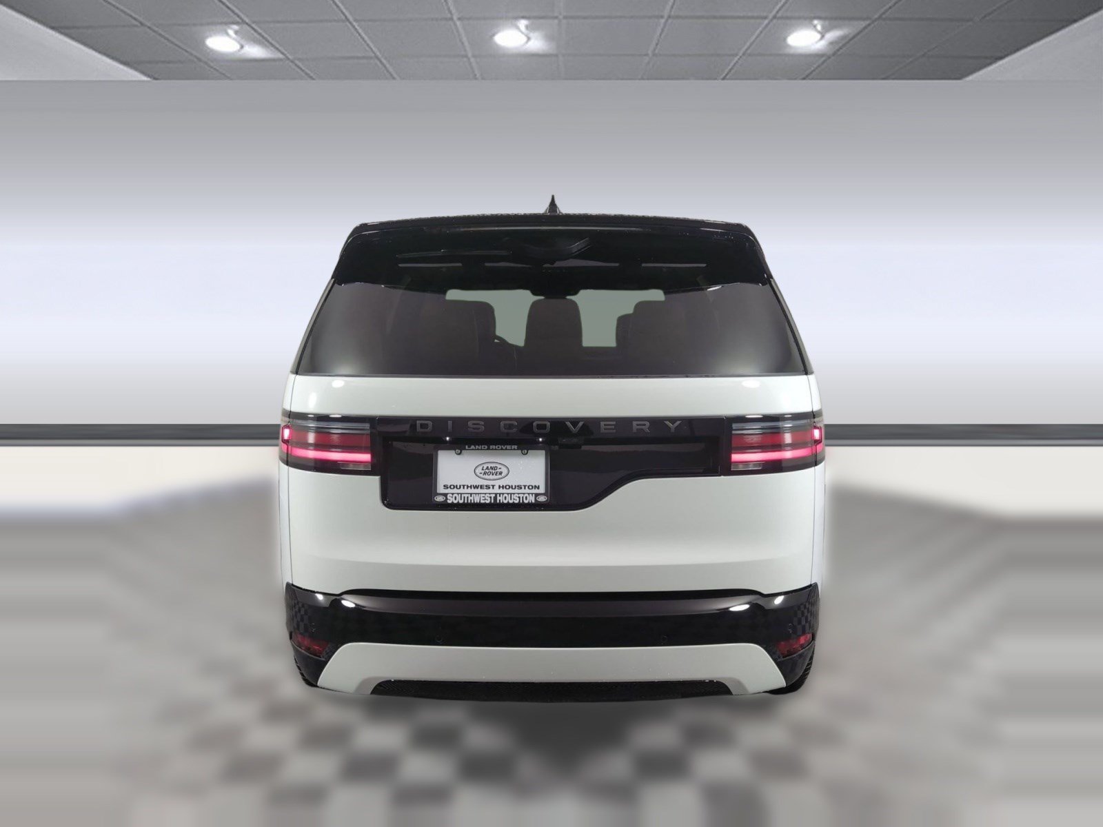 Certified 2025 Land Rover Discovery Dynamic SE AWD/4WD image 9
