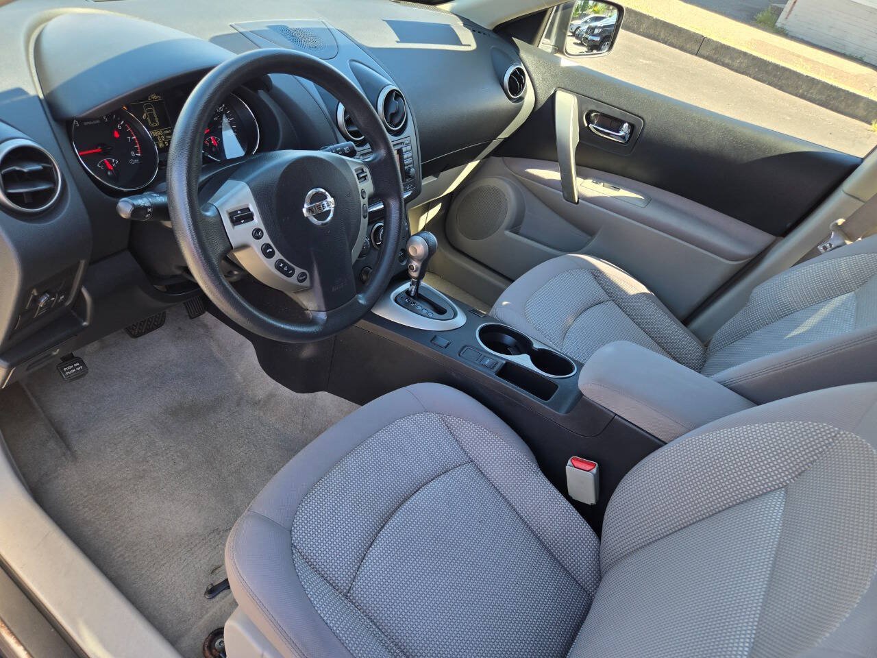 Used 2012 Nissan Rogue SV w/ Premium Pkg AWD/4WD image 14