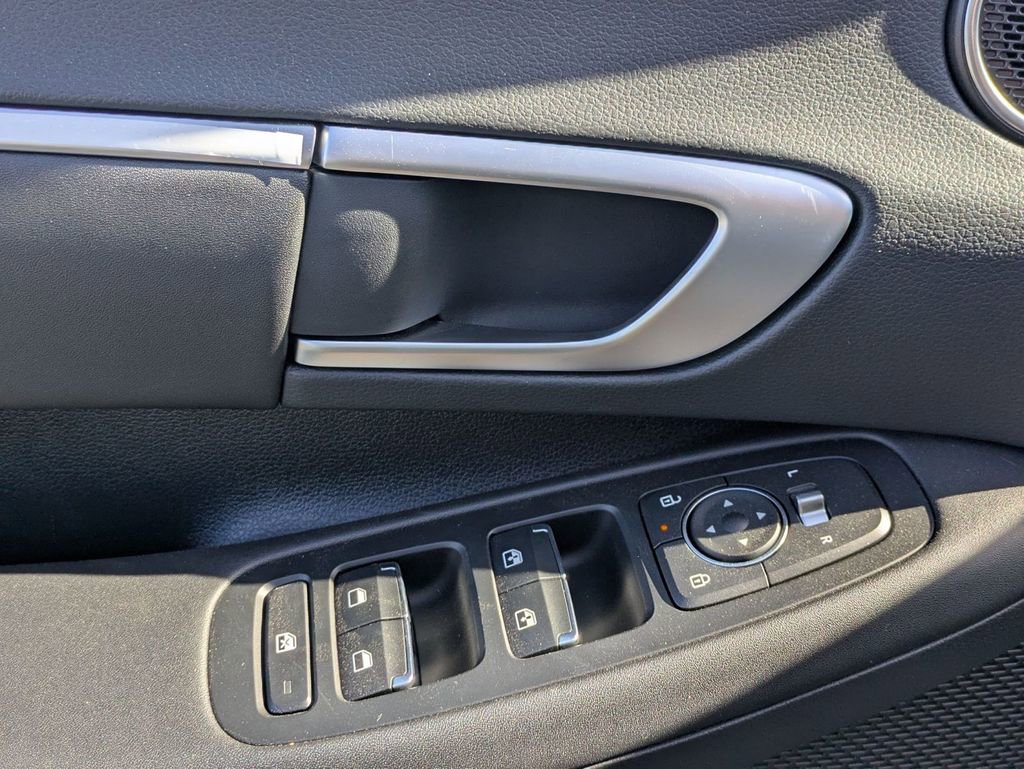 New 2025 Hyundai Sonata SEL image 13
