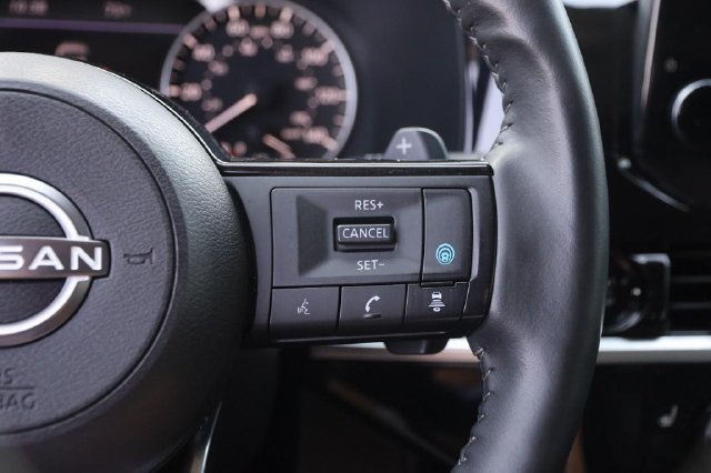 Certified 2025 Nissan Pathfinder SL FWD image 13