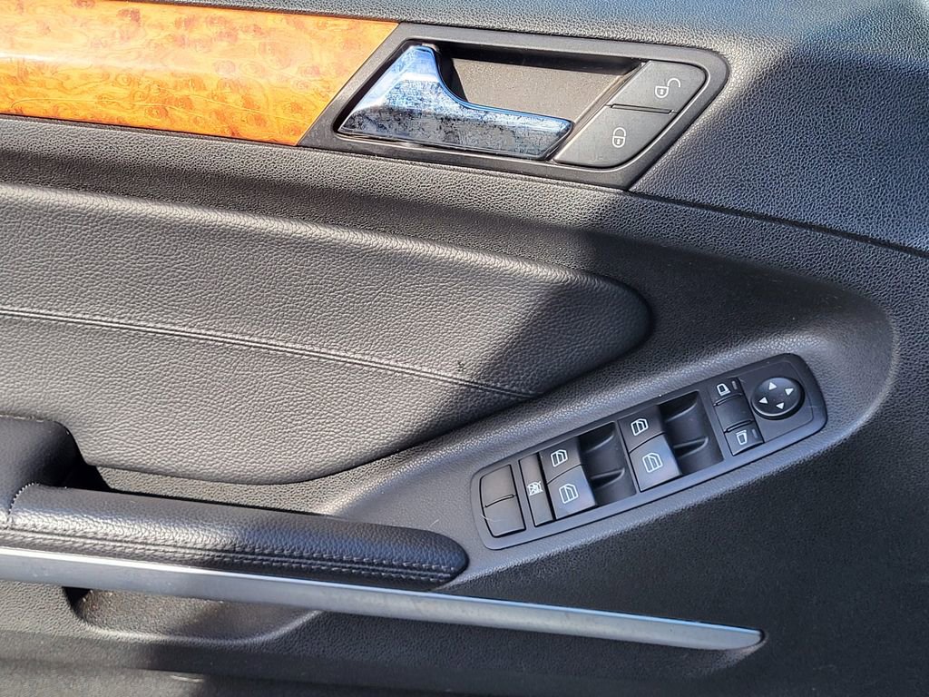 Used 2009 Mercedes-Benz ML 350 2WD image 14