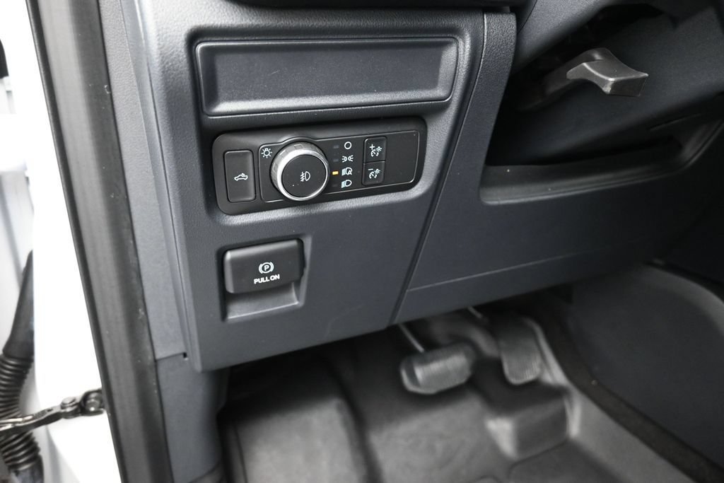 Used 2022 Ford F150 XL w/ STX Appearance Package RWD image 13