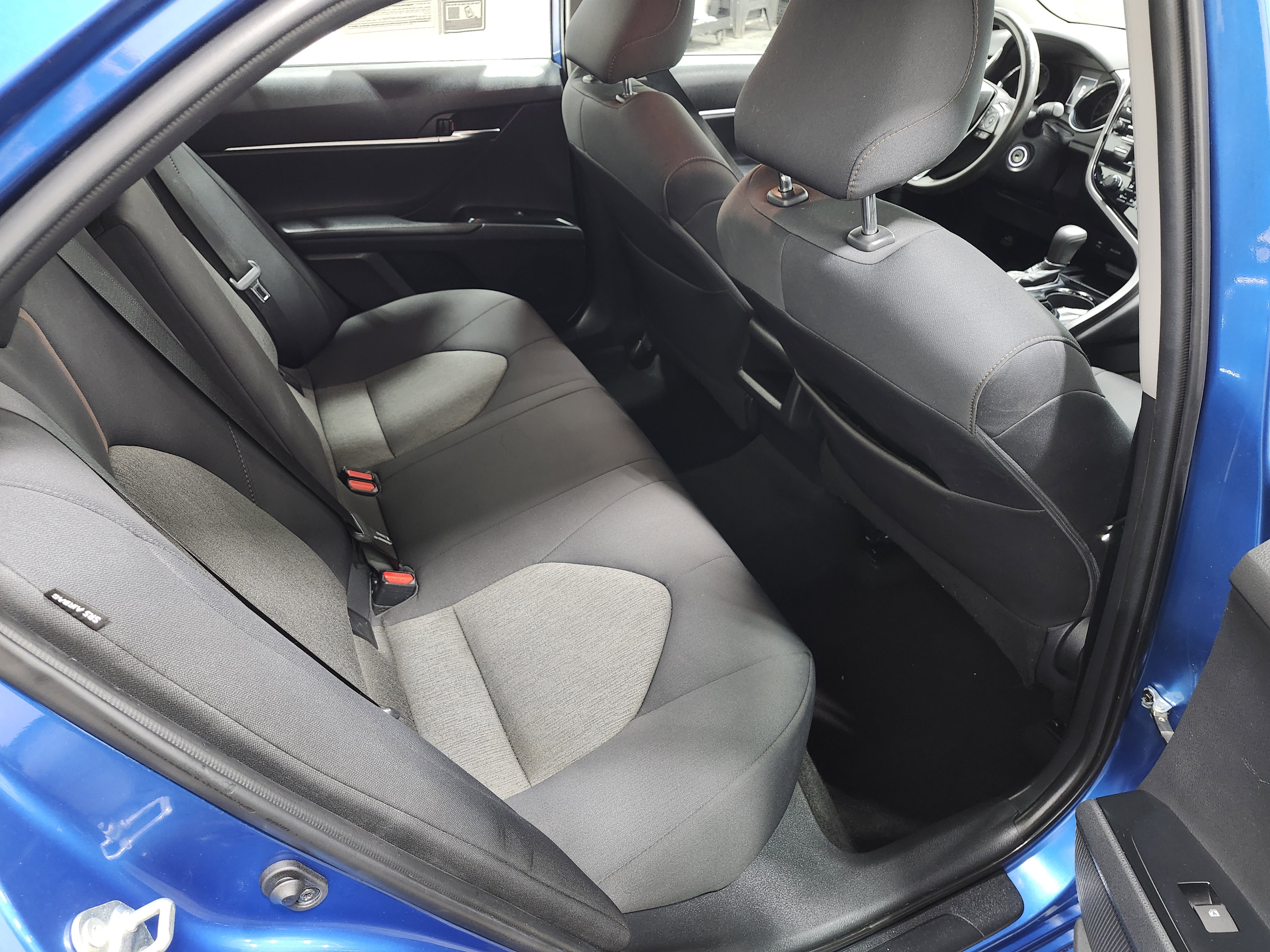 Used 2019 Toyota Camry LE image 18