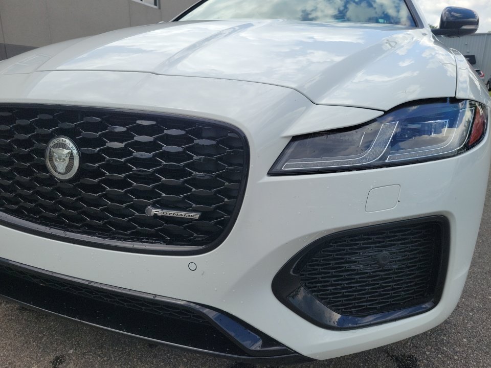 Used 2024 Jaguar XF R-Dynamic SE AWD/4WD image 26