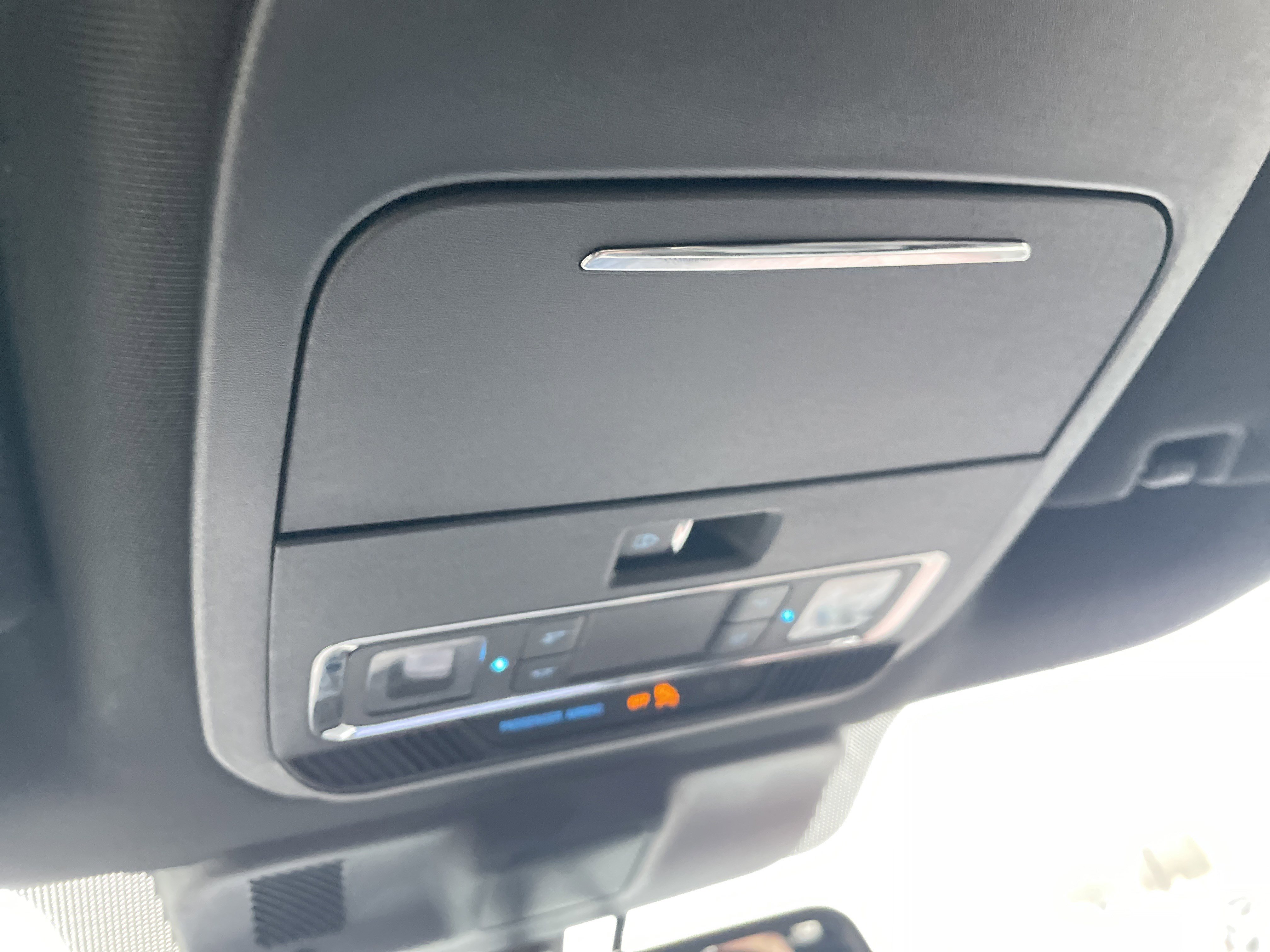 Used 2023 Ford F150 Lariat w/ Equipment Group 502A High image 38