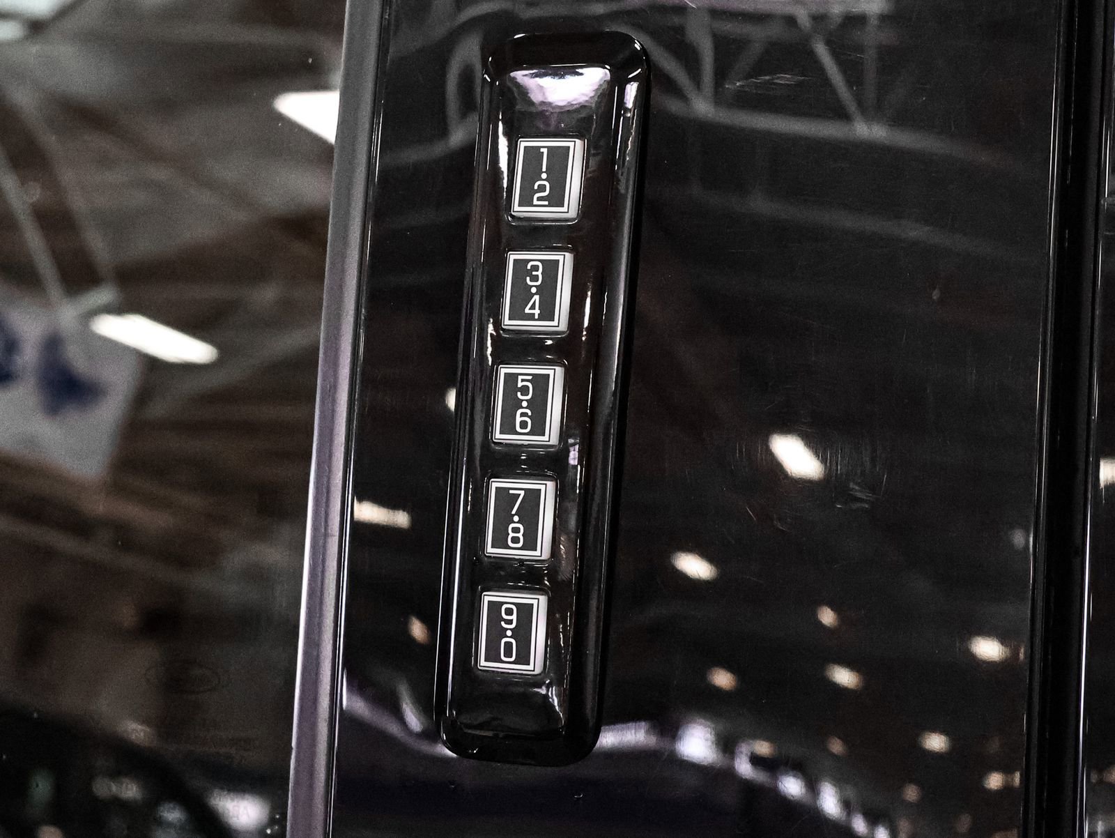 Used 2019 Ford F150 XLT w/ Equipment Group 302A Luxury AWD/4WD image 19