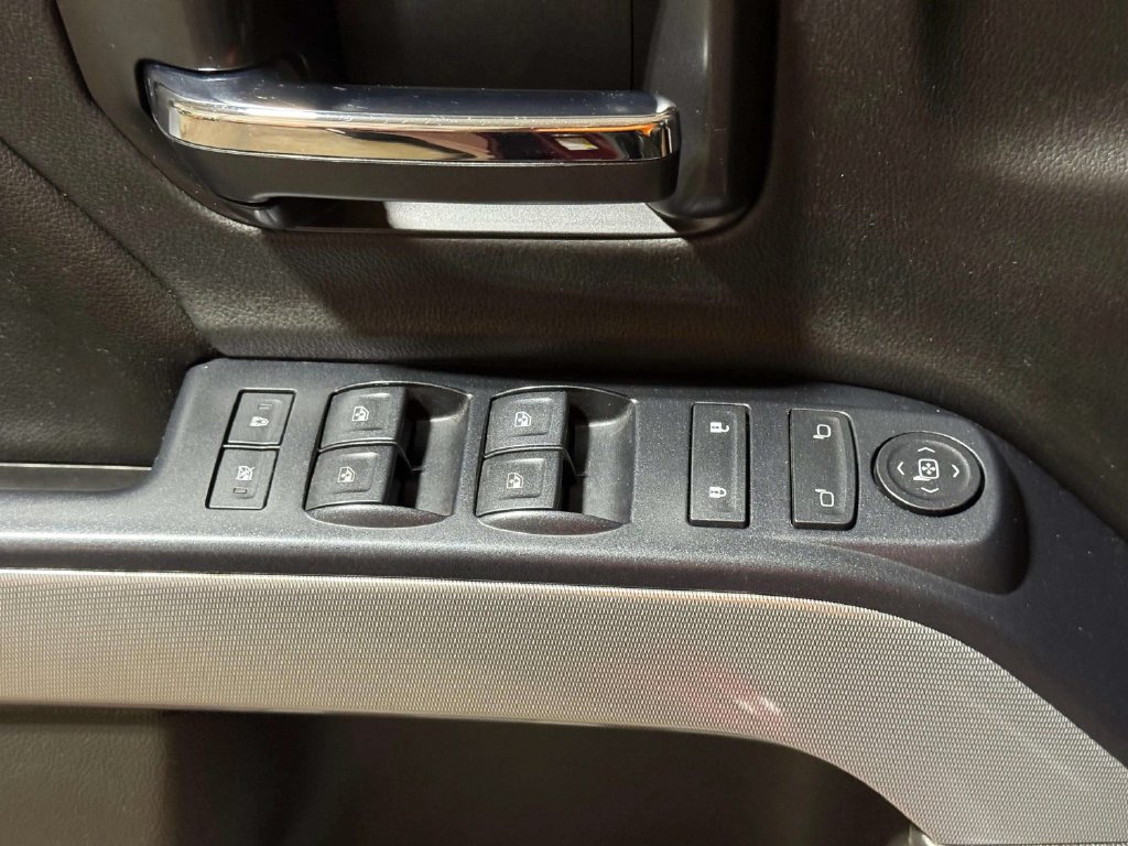 Used 2017 Chevrolet Silverado 1500 LT w/ All Star Edition AWD/4WD image 19