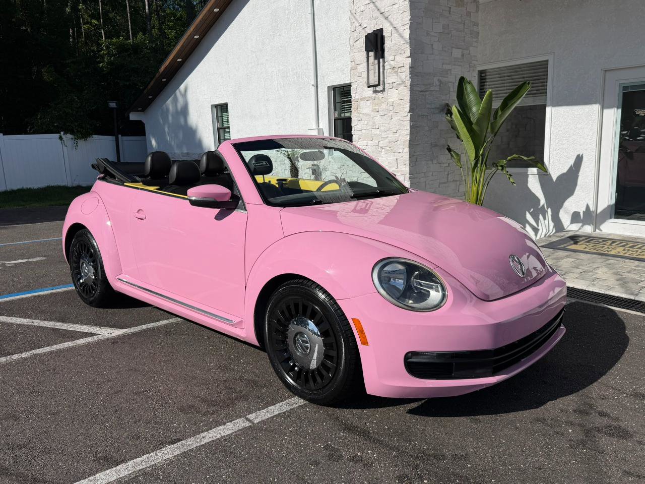 Used 2014 Volkswagen Beetle 1.8T FWD image 18