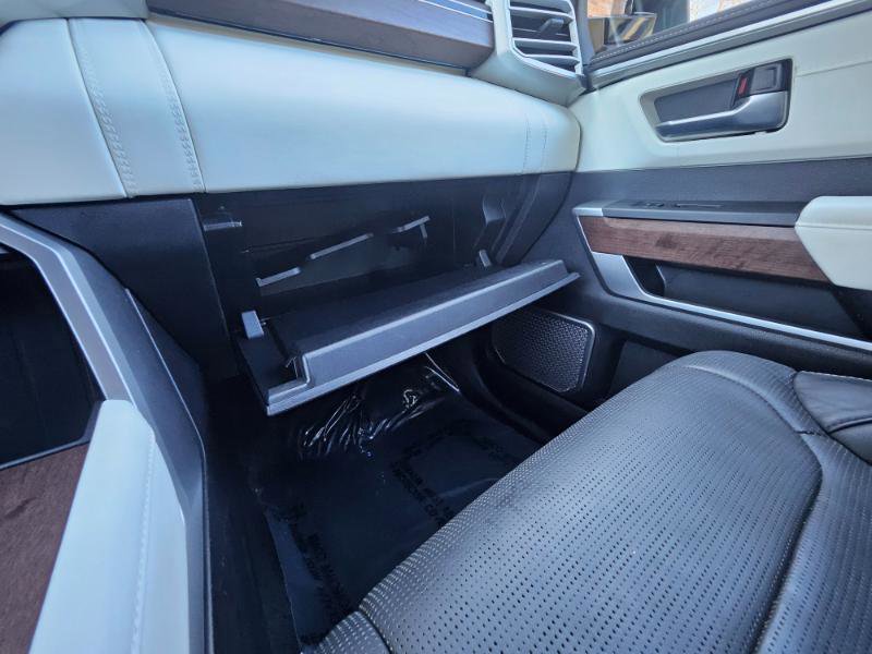 Used 2024 Toyota Sequoia Capstone image 57