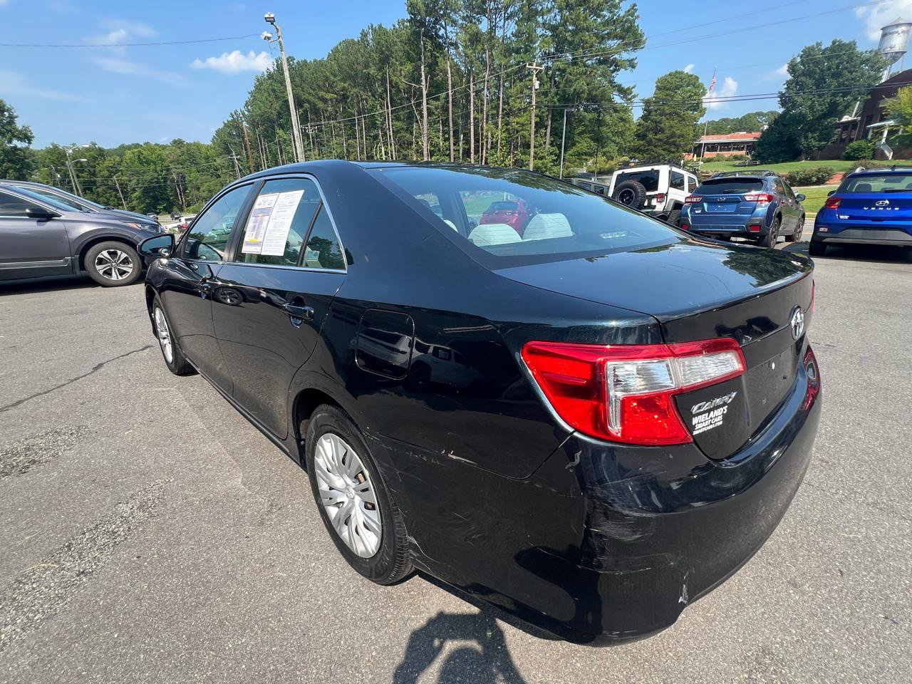 Used 2012 Toyota Camry LE FWD image 3
