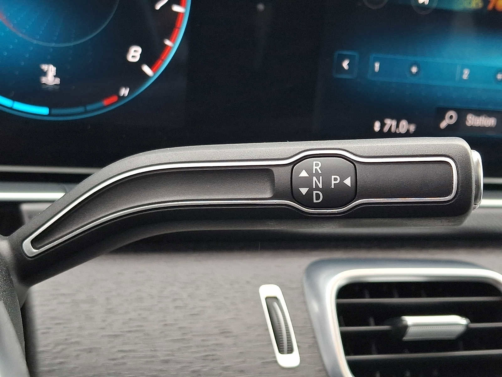 Used 2020 Mercedes-Benz GLE 350 4MATIC image 17