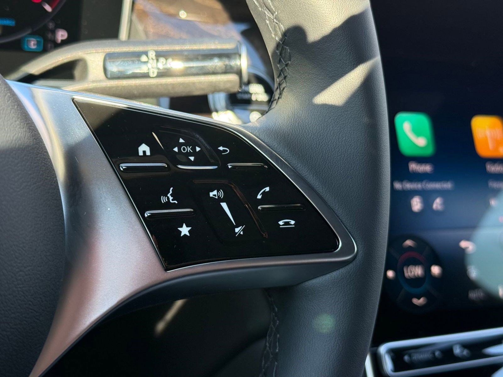 New 2026 Mercedes-Benz GLC 300 image 25