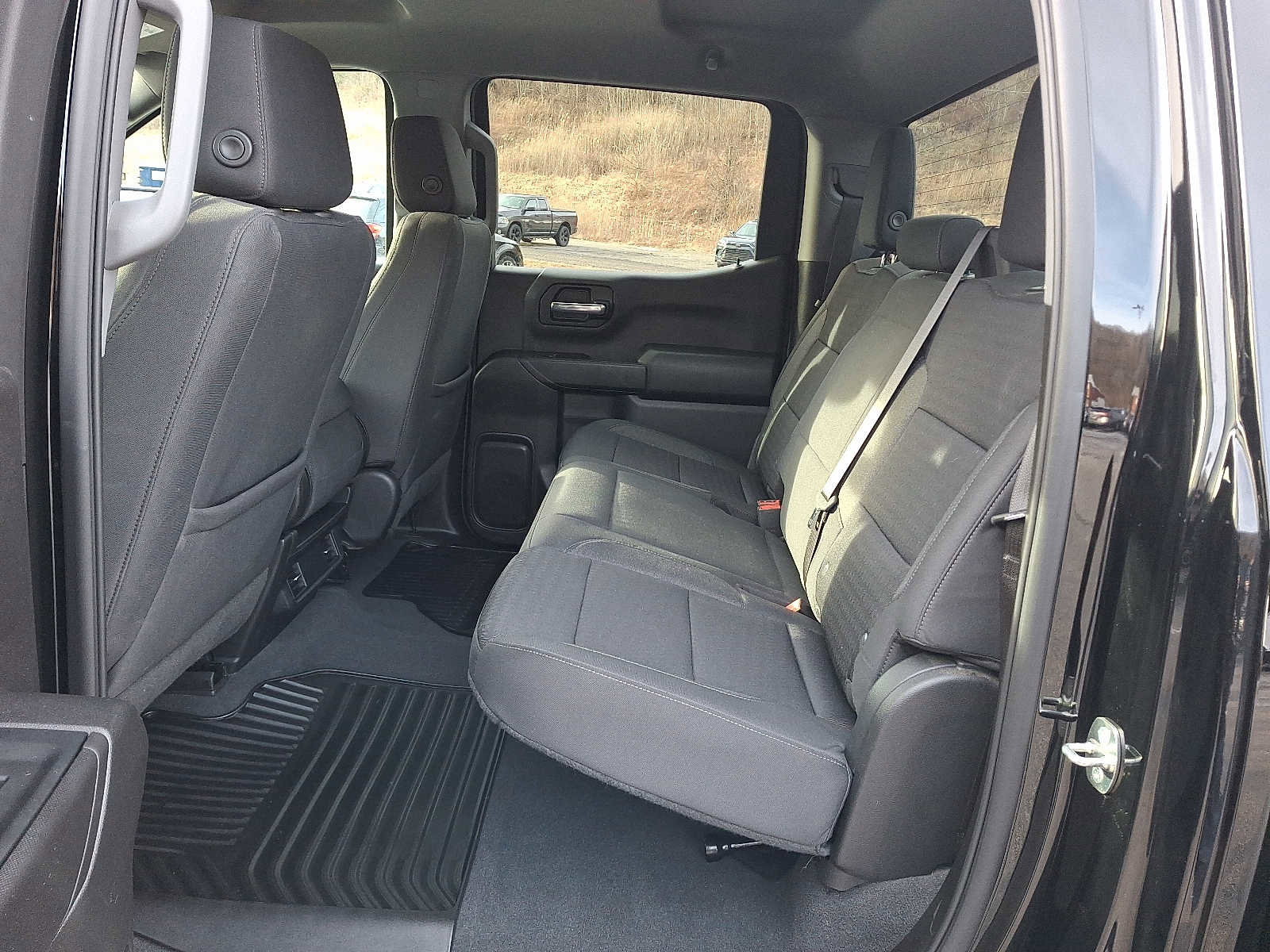 Used 2023 Chevrolet Silverado 1500 Custom image 10