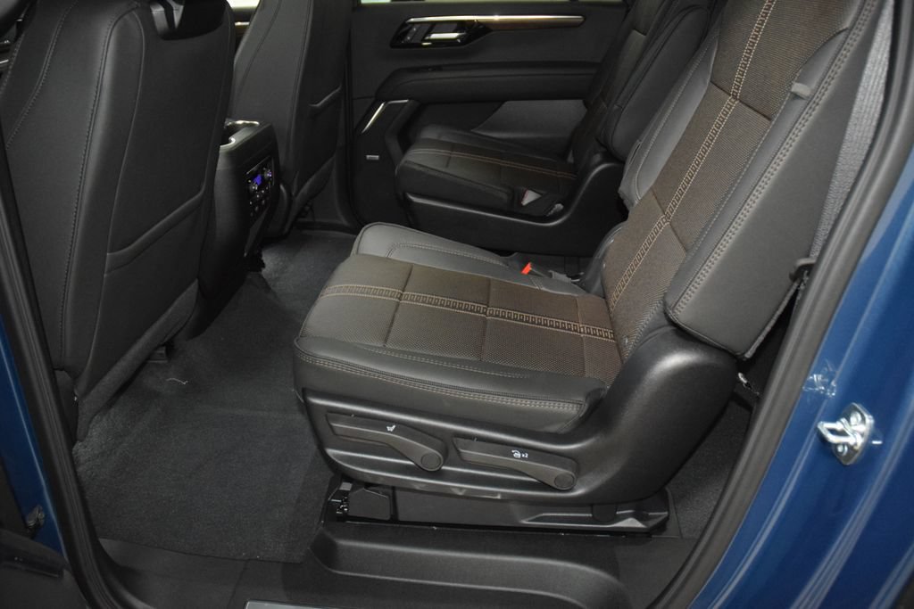 New 2026 Chevrolet Suburban High Country AWD/4WD image 42