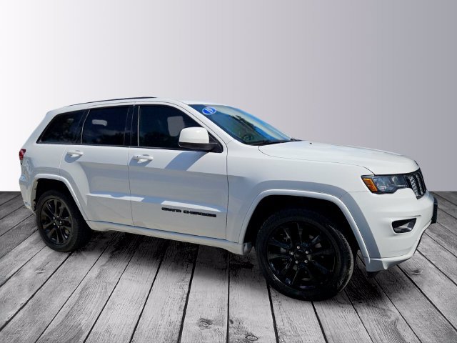 Used 2019 Jeep Grand Cherokee Altitude AWD/4WD image 7