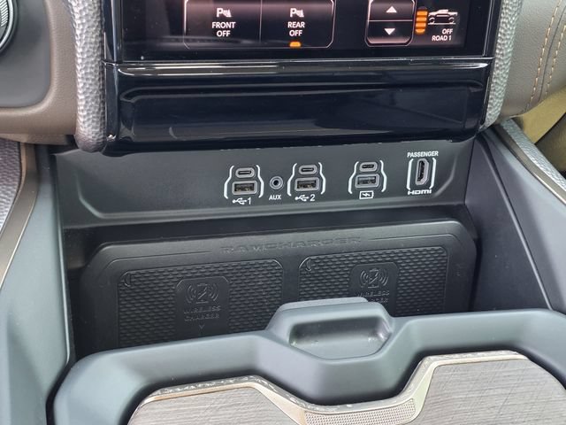 Used 2025 RAM 1500 Limited AWD/4WD image 25