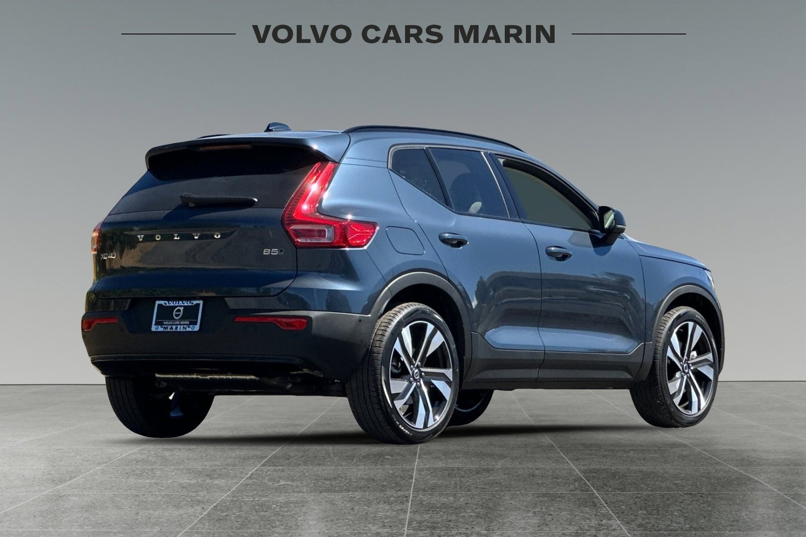 New 2026 Volvo XC40 B5 Ultra w/ Climate Package image 2