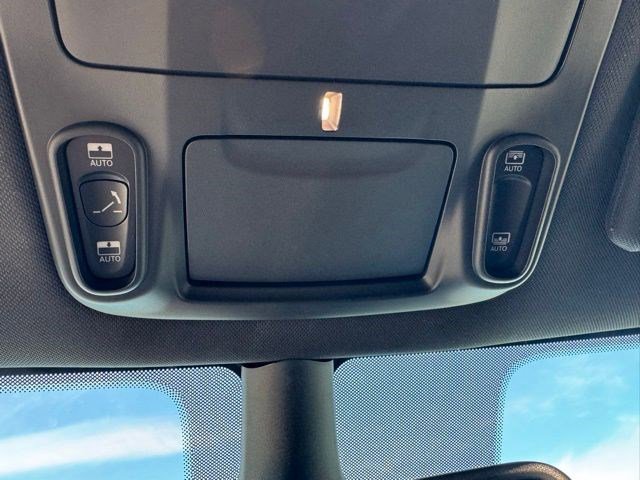 New 2026 Chrysler Pacifica Limited w/ S Appearance Package image 27