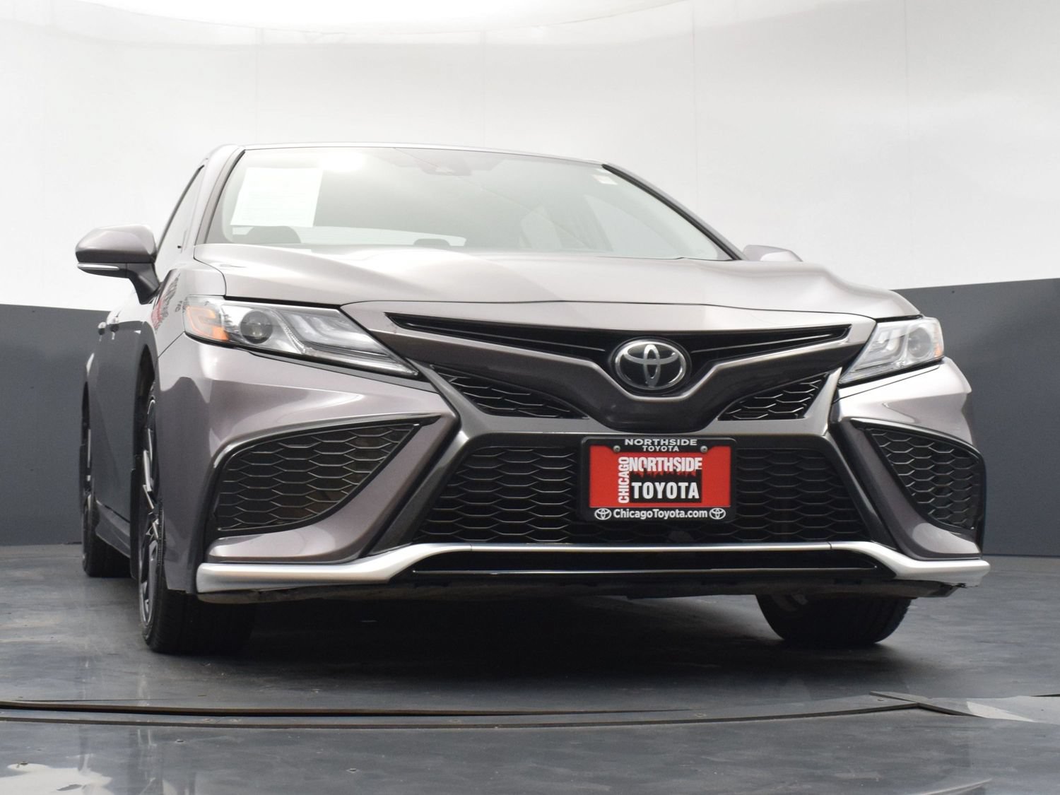 Used 2022 Toyota Camry XSE FWD image 31