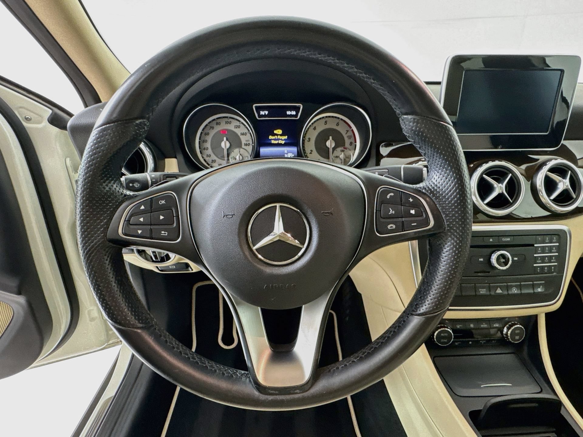 Used 2016 Mercedes-Benz GLA 250 image 12