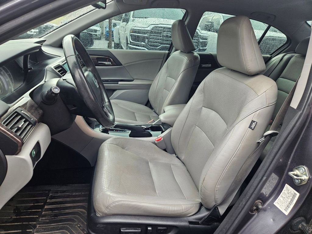 Used 2016 Honda Accord EX-L image 12