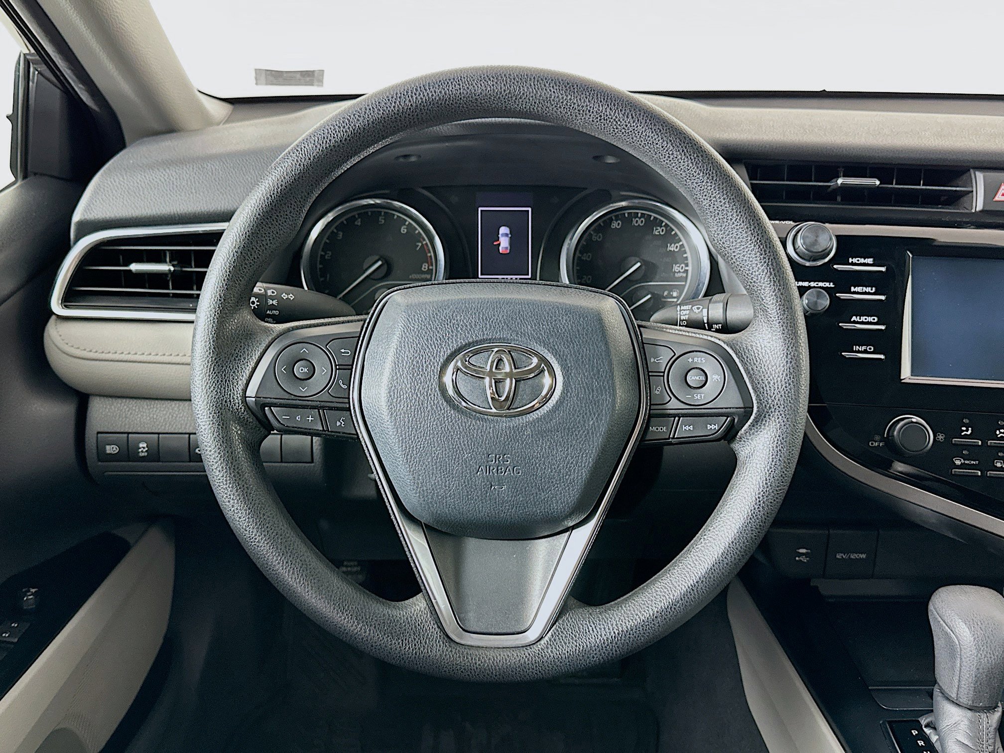 Used 2018 Toyota Camry LE w/ Convenience Package image 18