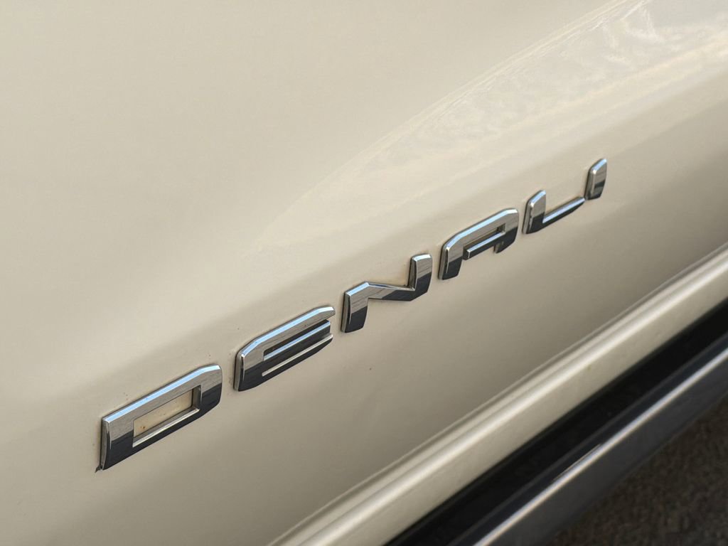 Used 2022 GMC Sierra 1500 Denali w/ Denali Premium Package image 17