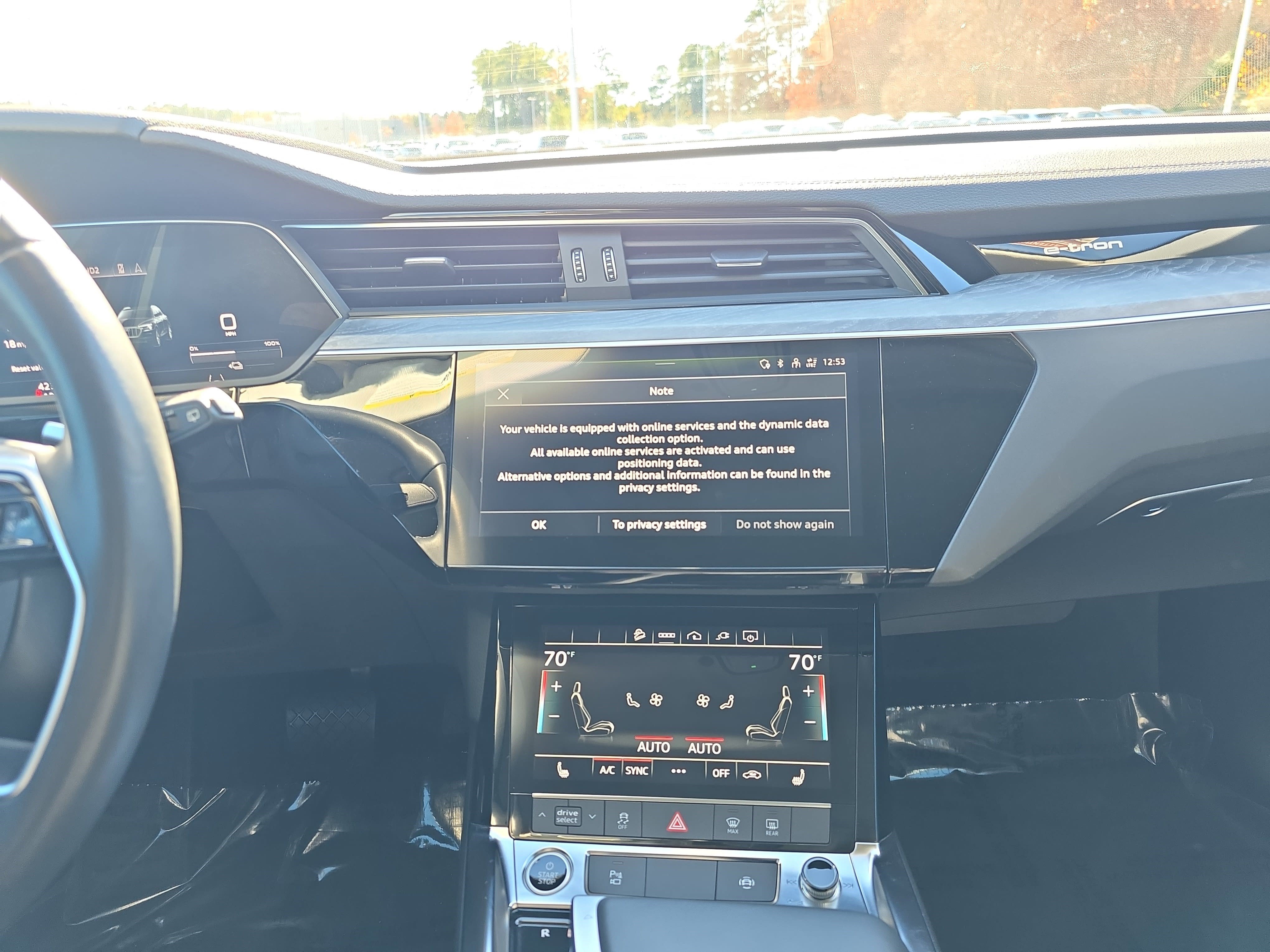 Certified 2022 Audi e-tron Premium image 18