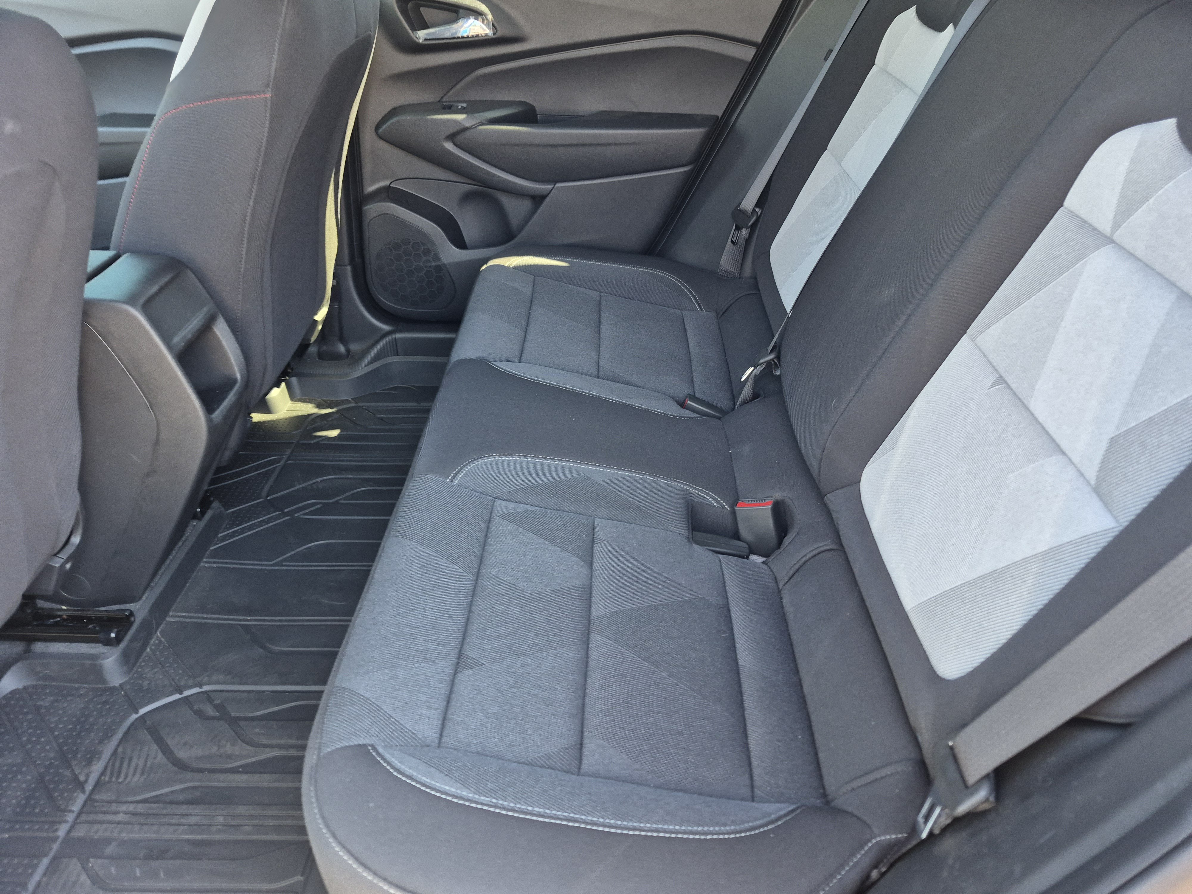 Used 2026 Chevrolet Trax RS w/ Driver Confidence Package FWD image 17