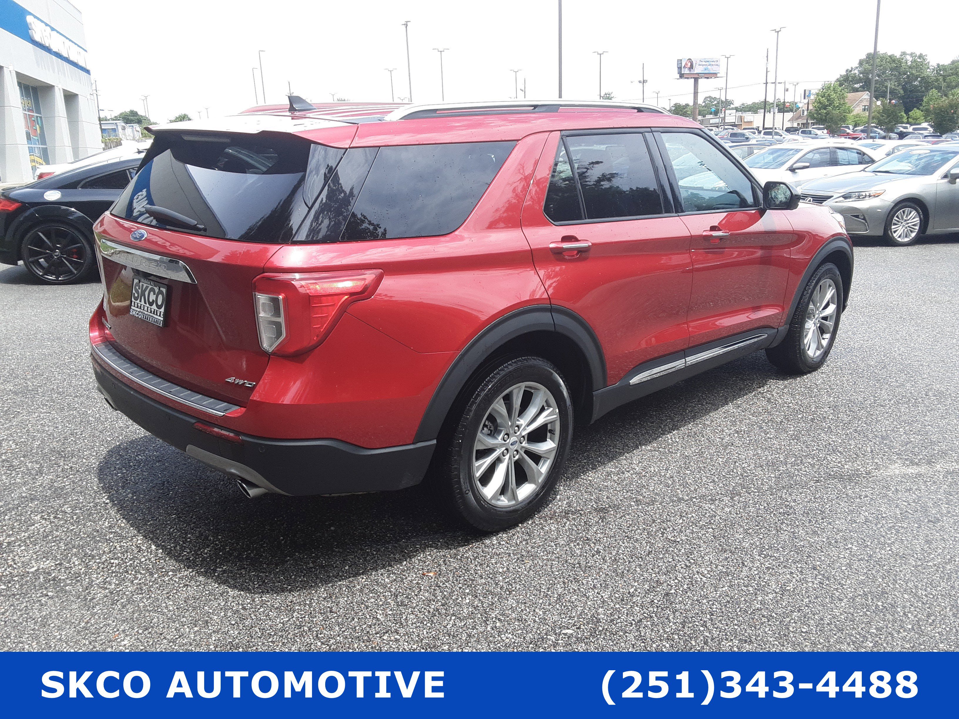 Used 2023 Ford Explorer Limited image 5