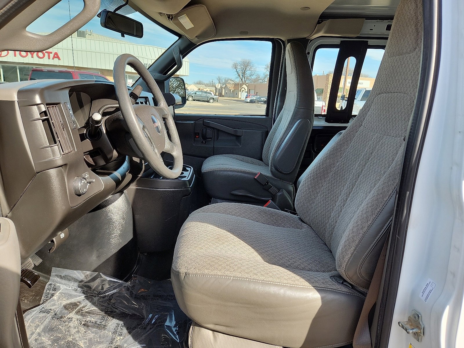 Used 2020 GMC Savana 2500 w/ Driver Convenience Package image 10