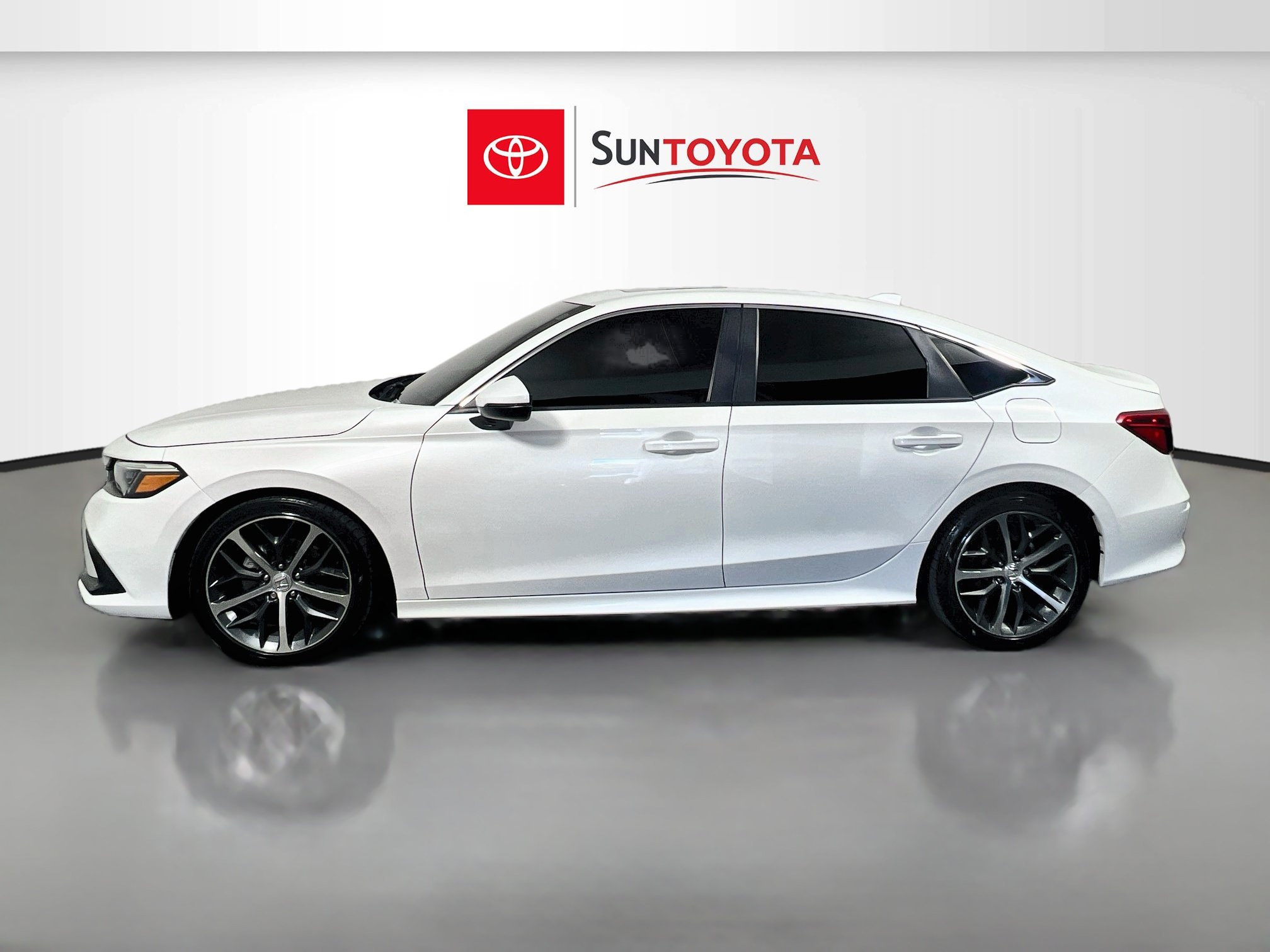 Used 2024 Honda Civic Touring image 7