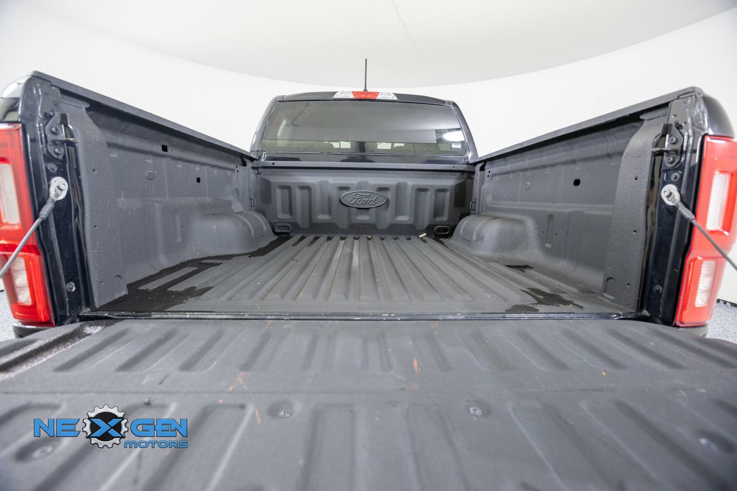 Used 2021 Ford Ranger XLT w/ Equipment Group 301A Mid AWD/4WD image 37