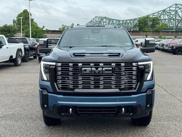 Certified 2026 GMC Sierra 2500 Denali Ultimate AWD/4WD image 9