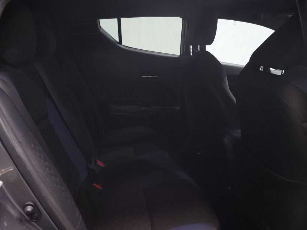 Used 2021 Toyota C-HR XLE FWD image 12