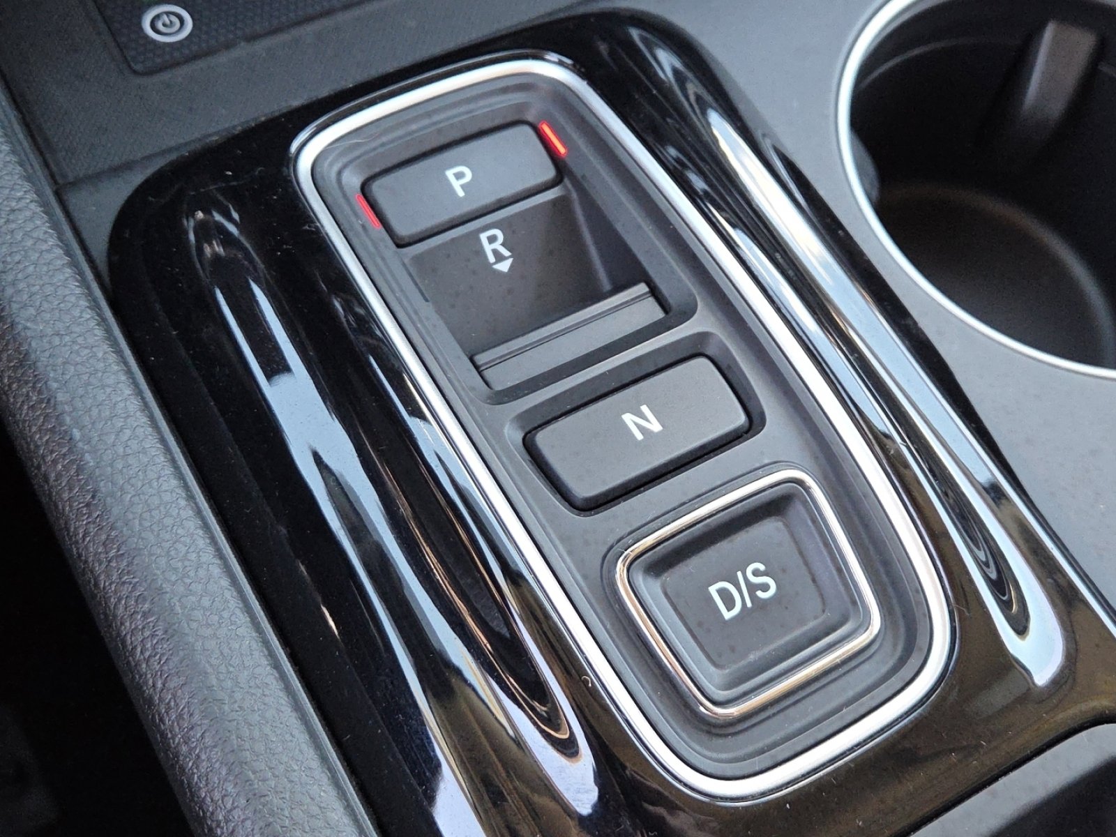 Used 2025 Honda Pilot Touring image 35