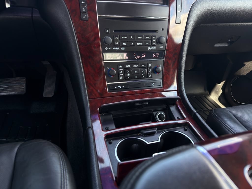 Used 2013 Cadillac Escalade EXT Premium AWD/4WD image 15