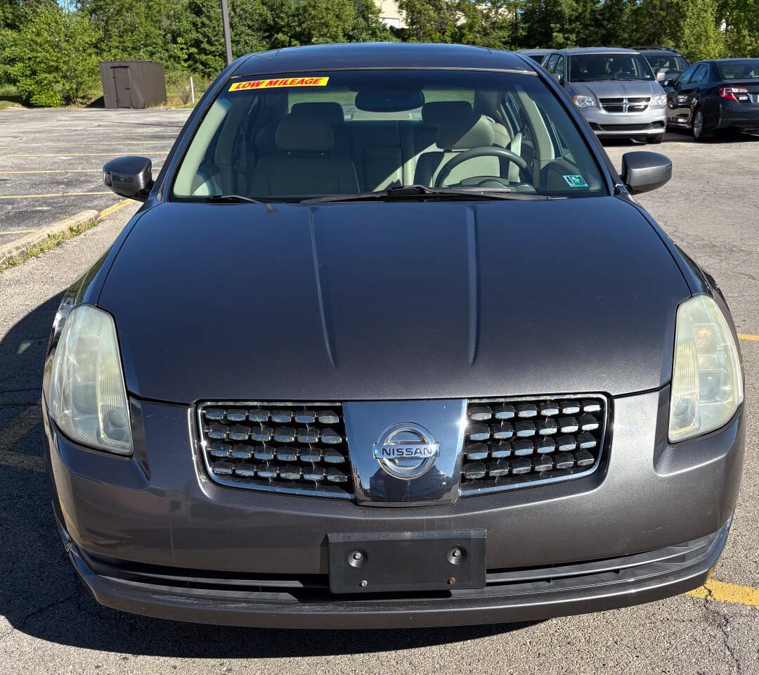 Used 2005 Nissan Maxima 3.5 SL w/ (T05) Navigation System Pkg FWD image 2