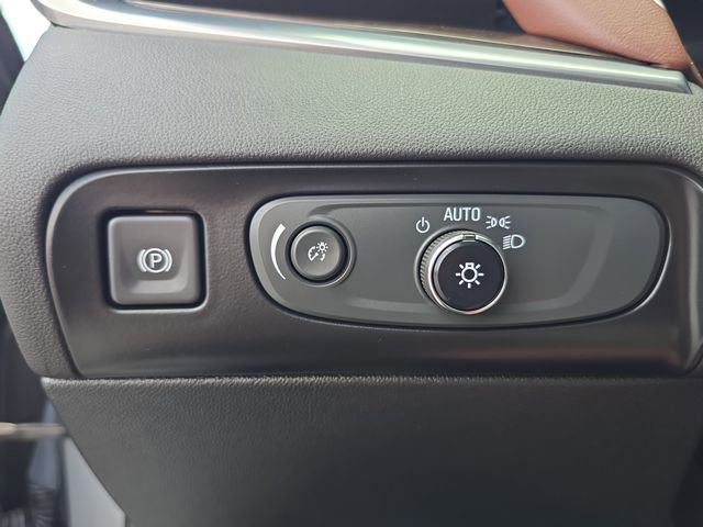 Certified 2019 Buick Enclave Avenir w/ Avenir Technology Package FWD image 25
