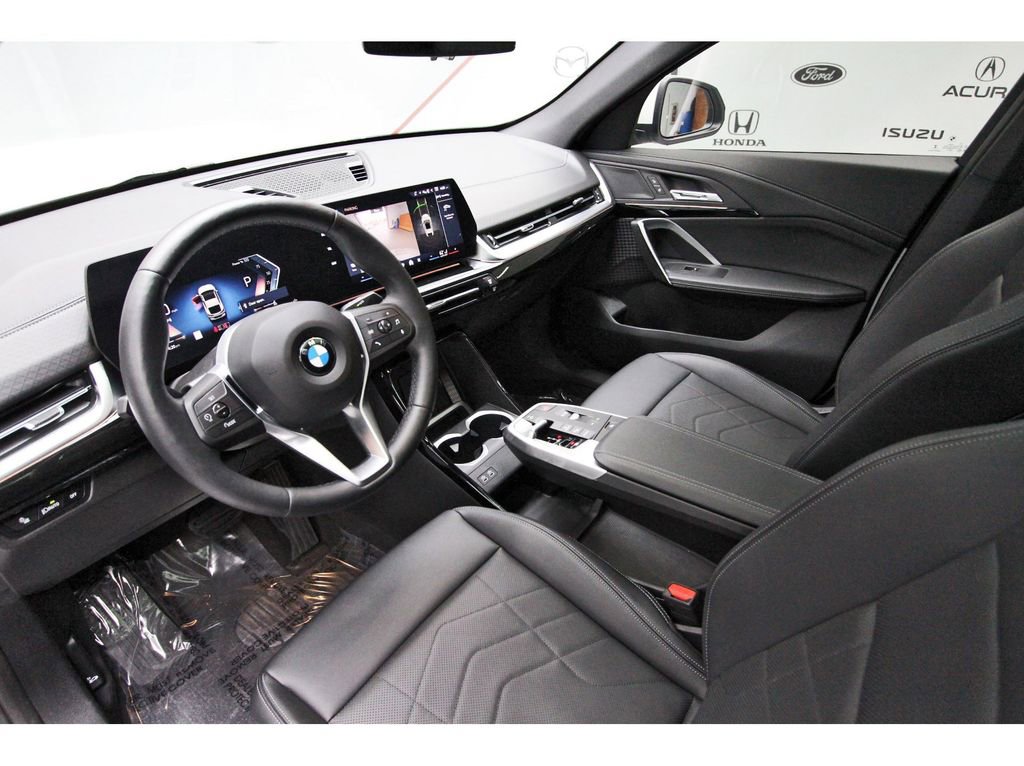Used 2026 BMW X2 xDrive28i AWD/4WD image 7