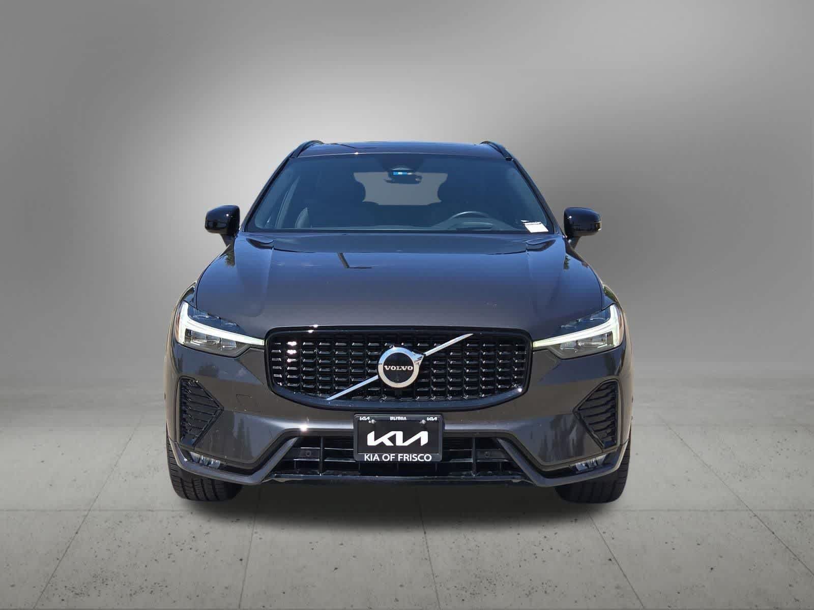 Used 2022 Volvo XC60 B6 R-Design w/ Advanced Package AWD/4WD image 9
